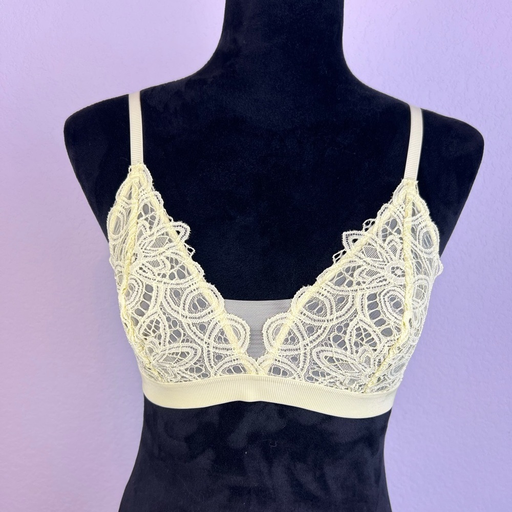 Thirdlove  Wireless Boho Lace Triangle Bralette in Yellow Size Medium